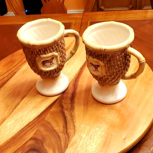 Two mugs - Picture 2 of 5